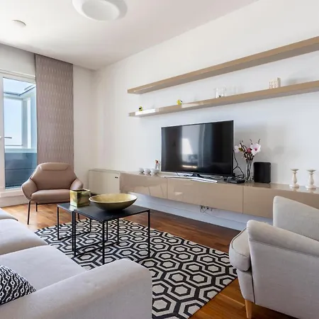 Blue Maris Znjan Lägenhet *