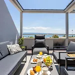 Blue Maris Znjan Apartment